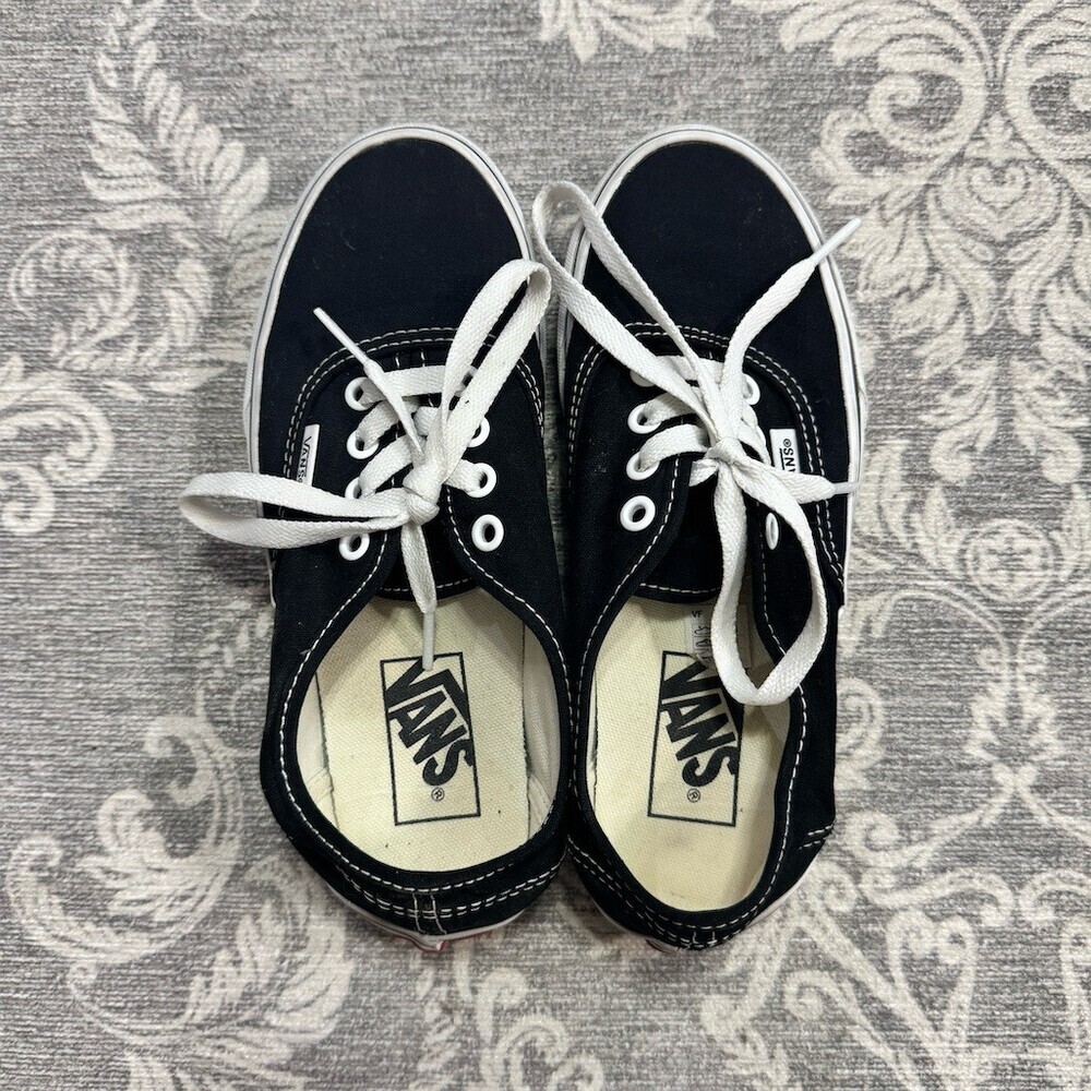 Vans Authentic Sneakers Womens Size 5.5 Black White Low Top Lace Up
